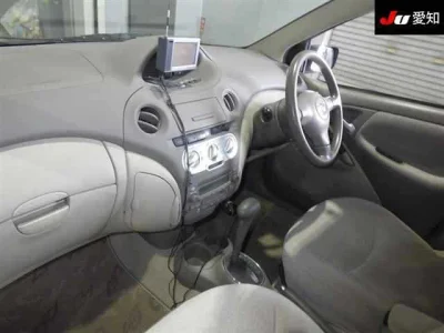 Toyota Platz