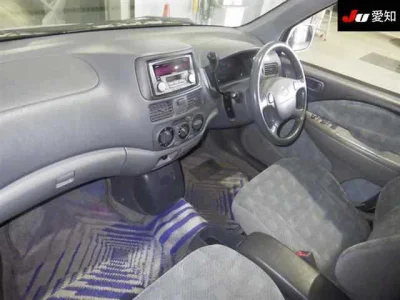 Toyota Raum