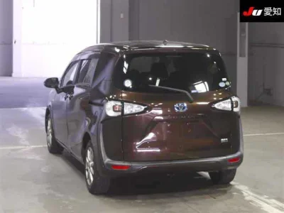 Toyota Sienta