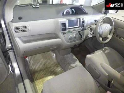 Toyota Raum