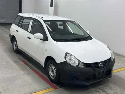Nissan AD