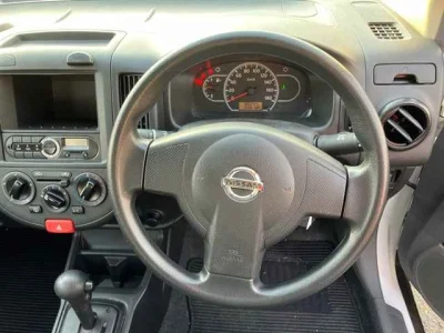 Nissan AD