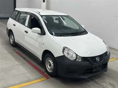 Nissan AD