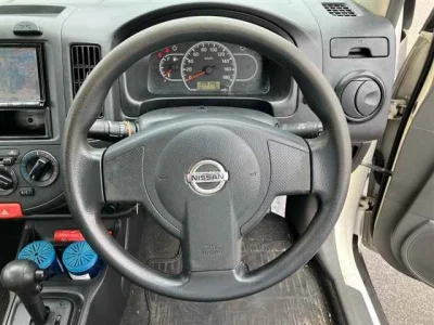 Nissan AD