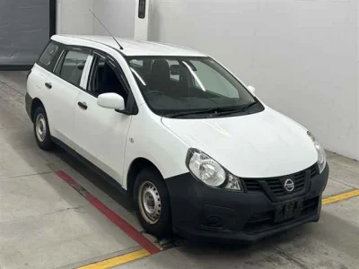 Nissan AD