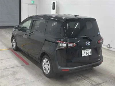 Toyota Sienta
