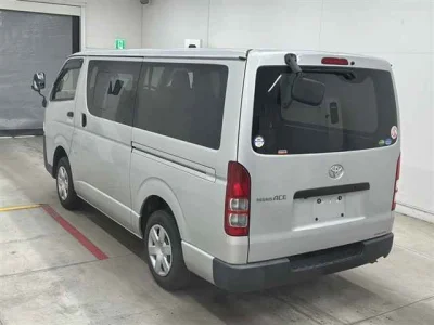 Toyota RegiusAce