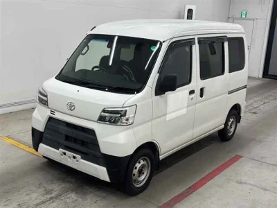 Toyota Pixis Van