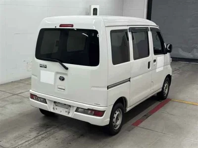 Toyota Pixis Van
