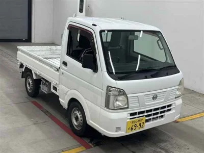 Nissan NT100 Clipper