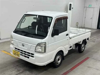 Nissan NT100 Clipper