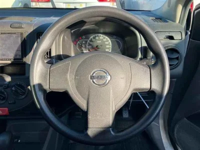 Nissan AD