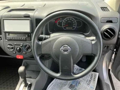 Nissan AD