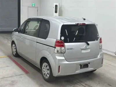 Toyota Spade