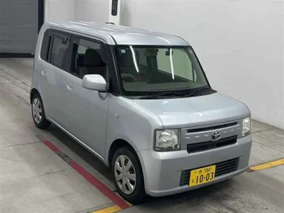 Toyota Pixis Space