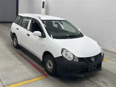 Nissan AD