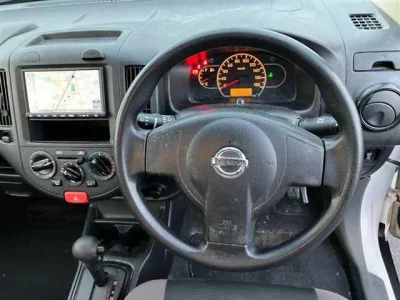 Nissan AD