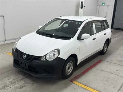 Nissan AD