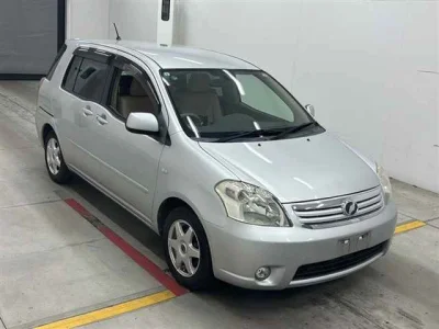 Toyota RAUM