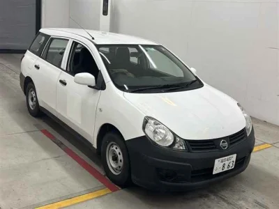 Nissan AD