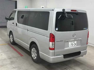 Toyota RegiusAce
