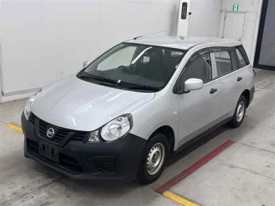 Nissan AD