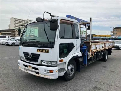 Nissan CONDOR