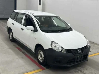 Nissan AD