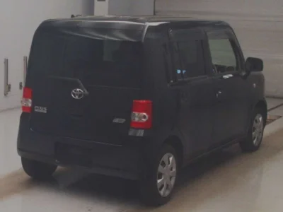 Toyota Pixis Space