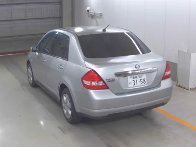 Nissan Tiida Latio
