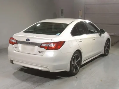 Subaru Legacy B4