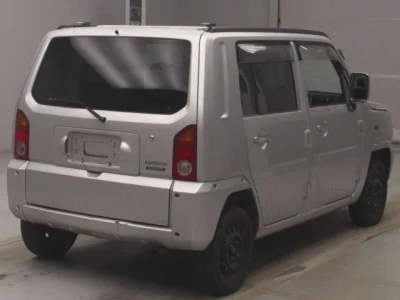 Daihatsu Naked