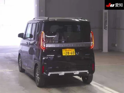 Mitsubishi Delica Mini