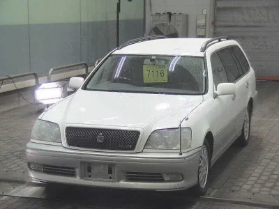 Toyota Crown Estate