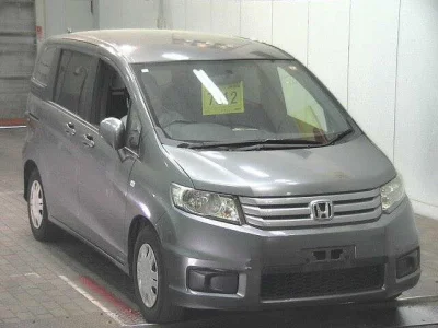 Honda Freed Spike