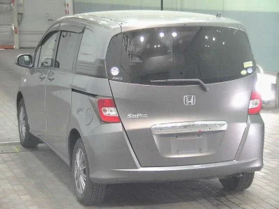 Honda Freed Spike