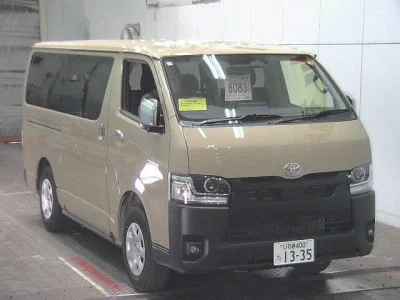 Toyota HiAce Van