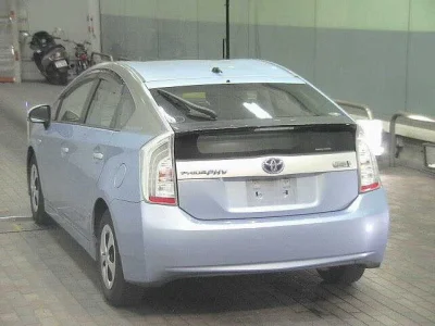 Toyota Prius PHV
