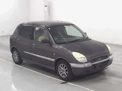 Daihatsu Storia