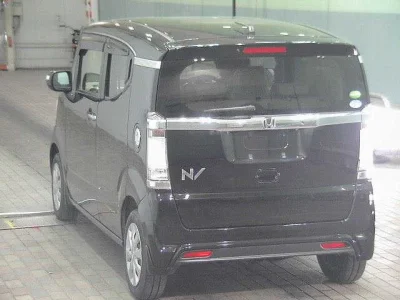 Honda N-Box Slash