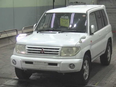 Mitsubishi Pajero iO