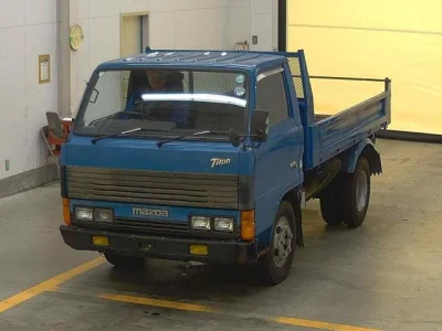 Mazda Titan