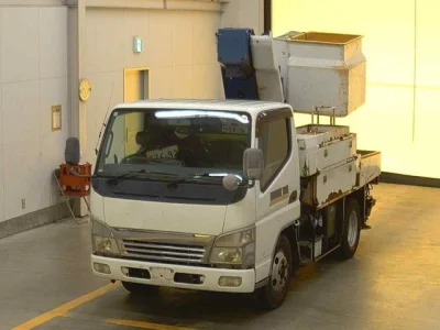 Mitsubishi Fuso Canter