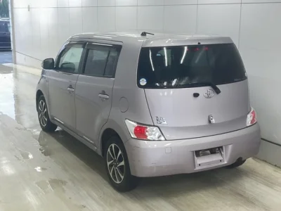 Toyota bB