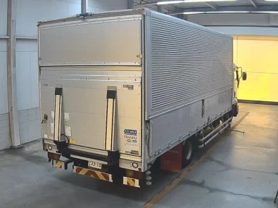 Isuzu Forward