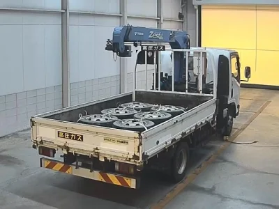 Isuzu Elf