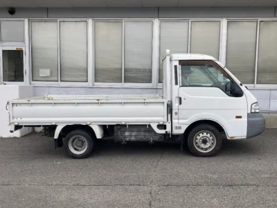 Nissan Vanette Truck