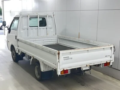 Nissan Vanette Truck