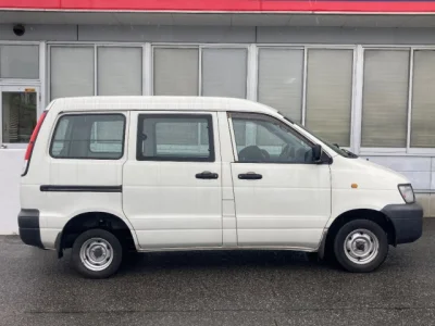 Toyota LiteAce Van