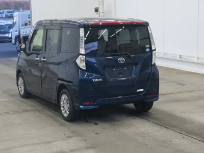Toyota Tank